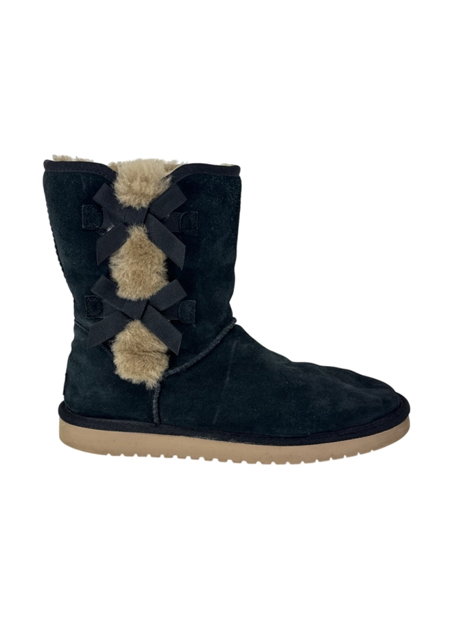 UGG