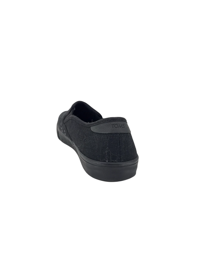 Toms