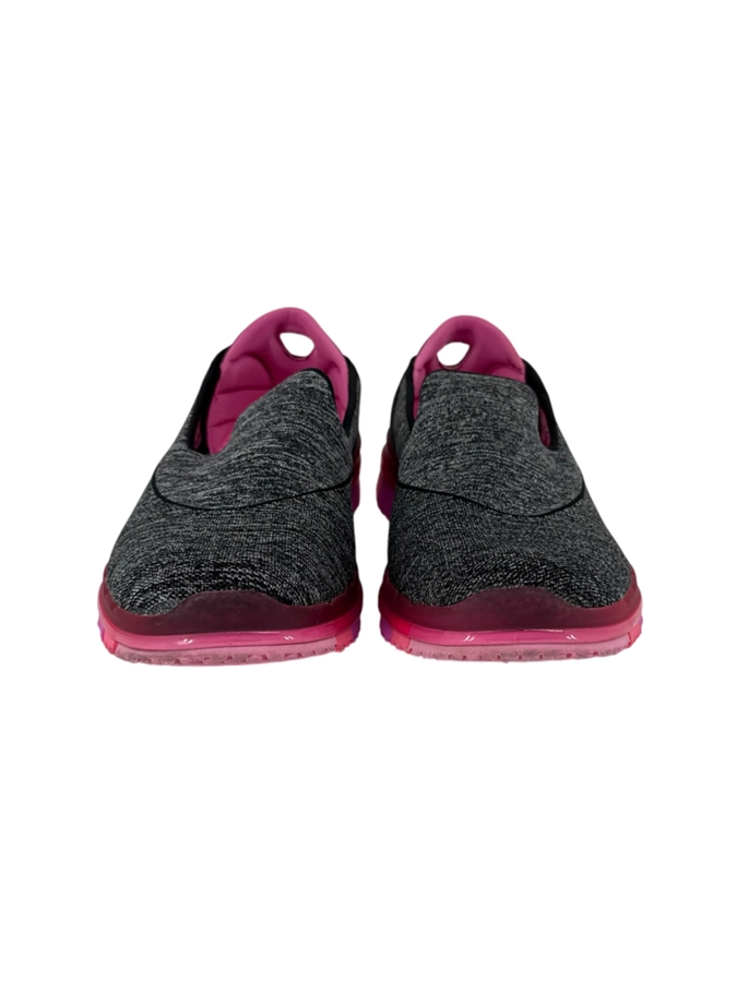 Skechers