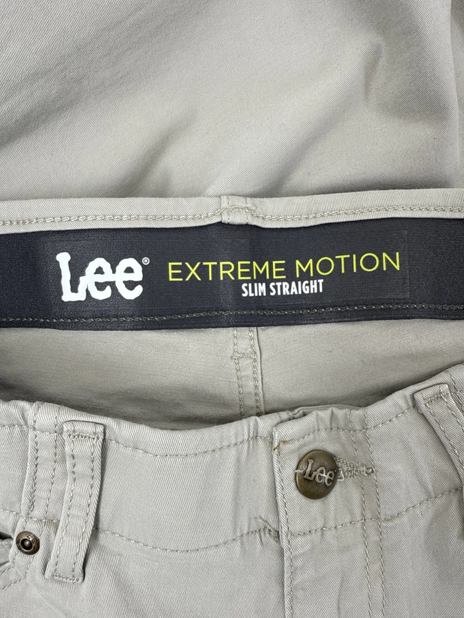 Lee