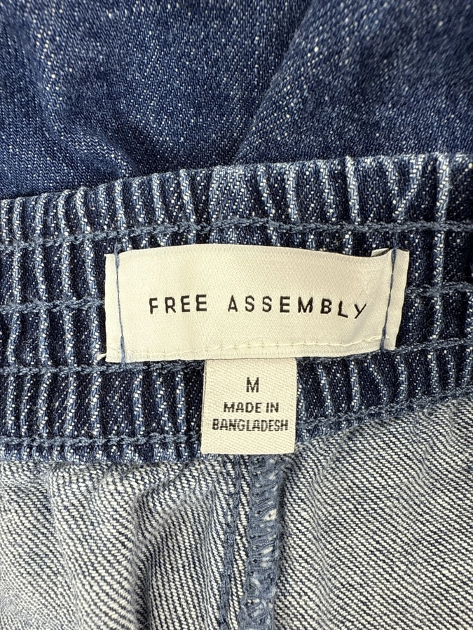 Free Assembly