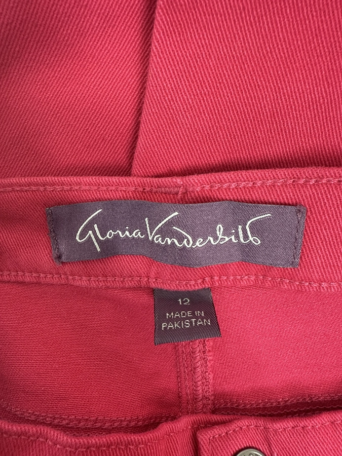 Gloria Vanderbilt 