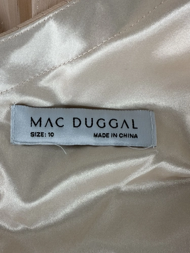 Mac Duggal