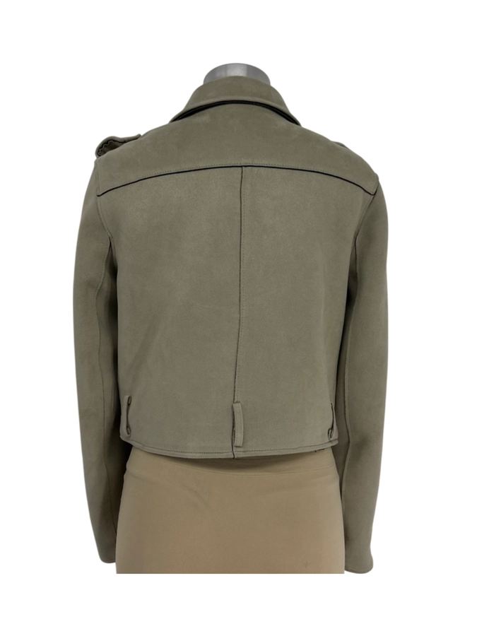 Zara Basic