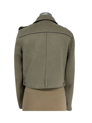 Zara Basic