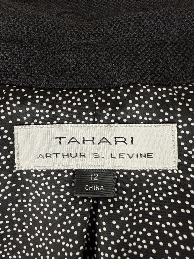 Tahari