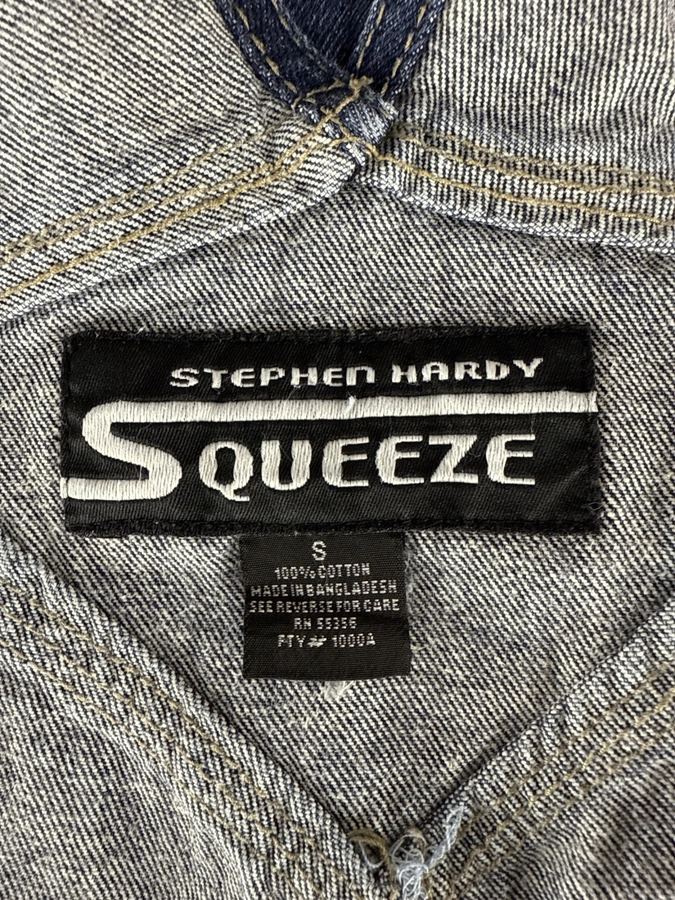 Stephen Hardy Squeeze