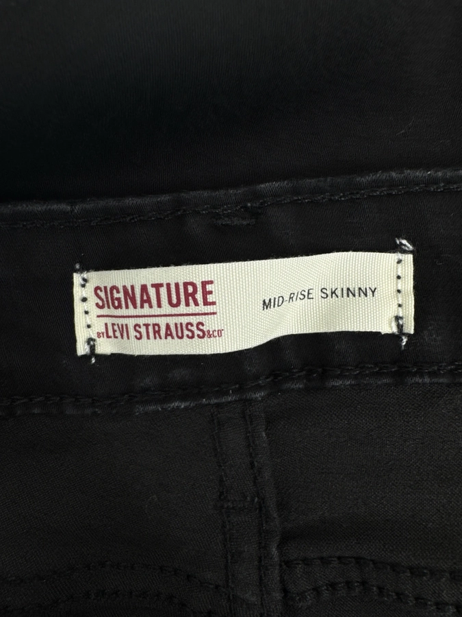 Signature by Levi Strauss & Co