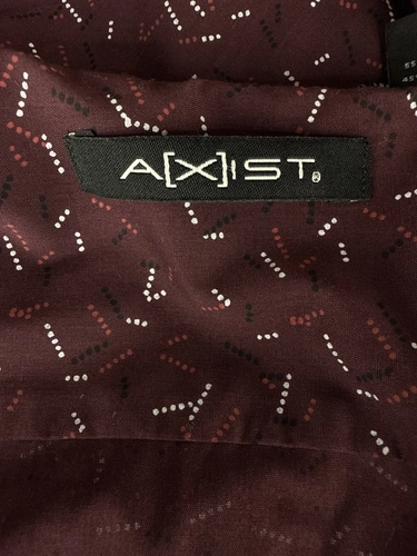 Axist