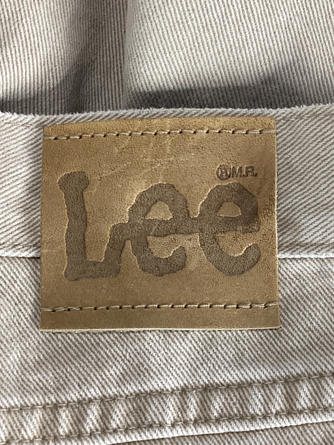 Lee