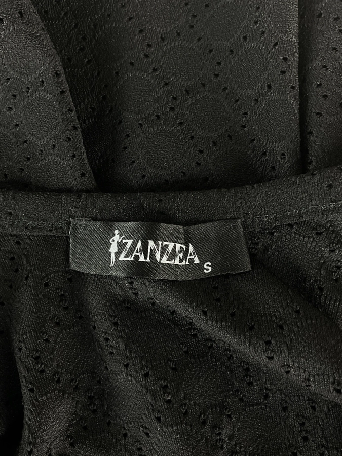 Zanzea