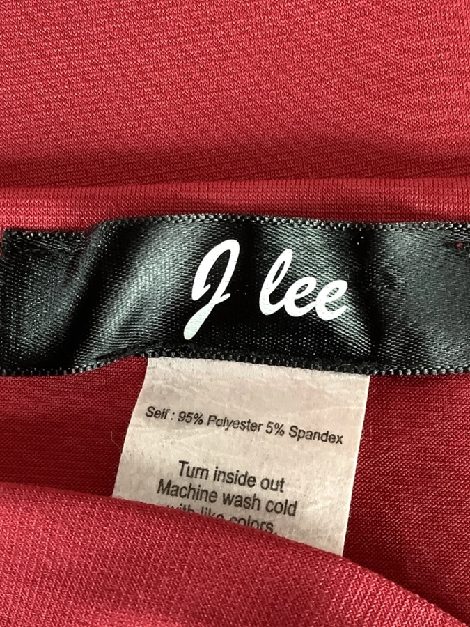 J Lee