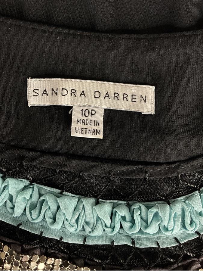Sandra Darren