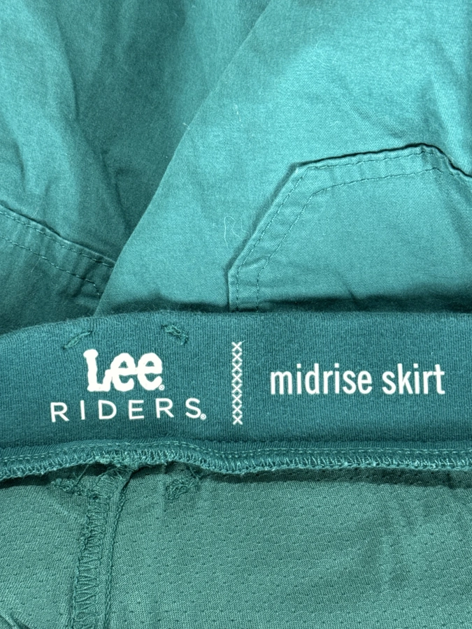 Lee