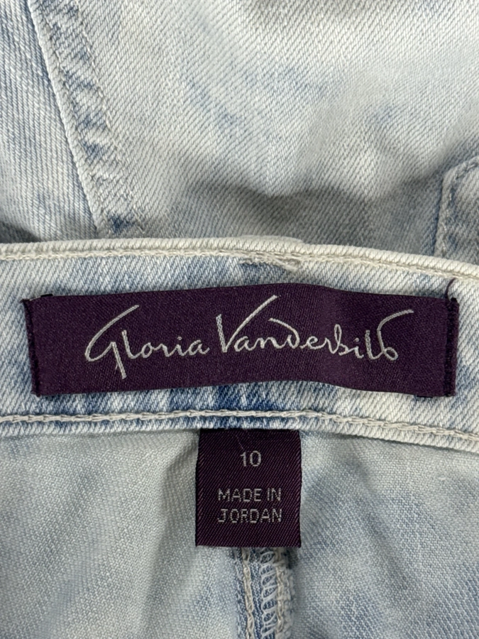 Gloria Vanderbilt 
