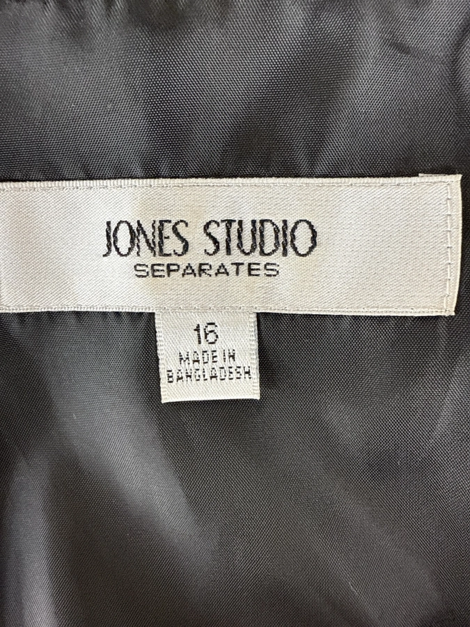 Jones Studio