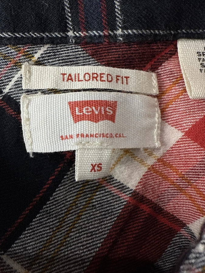 Levi's