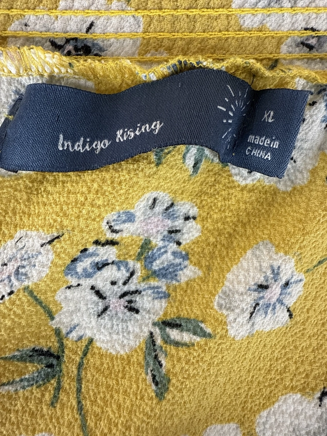 Indigo Kissing
