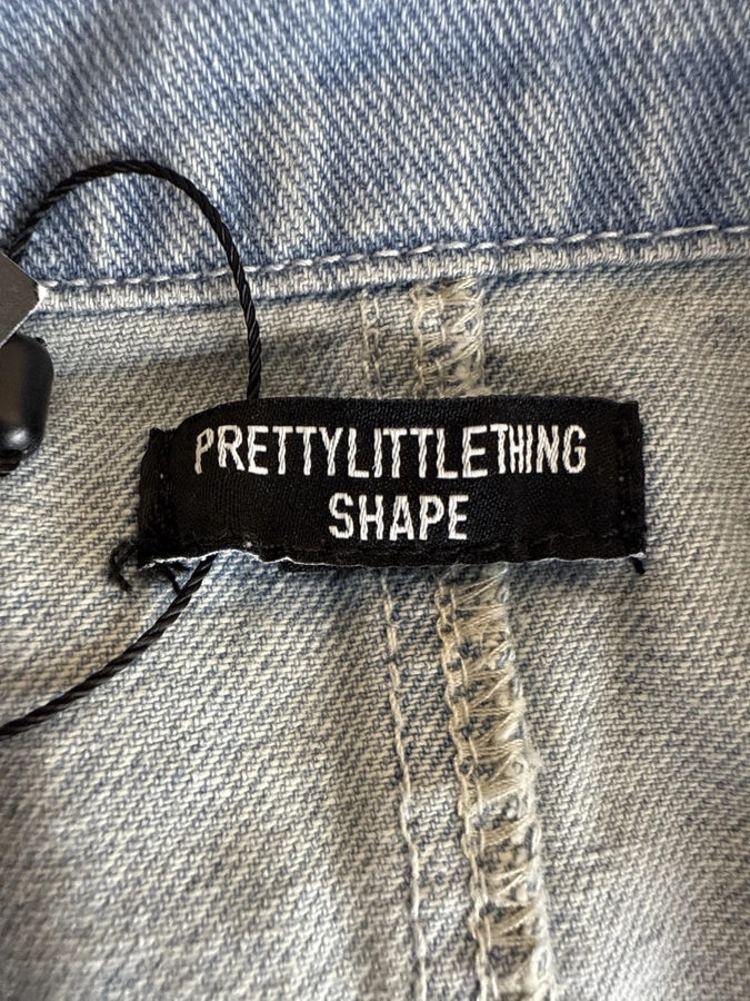 Pretty Little Thing