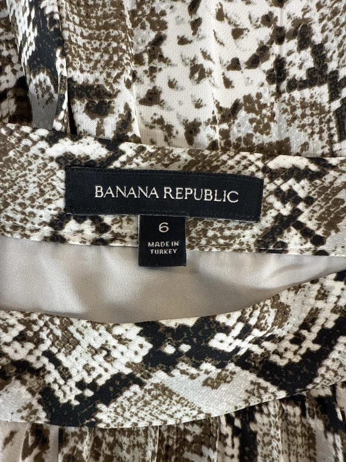Banana Republic