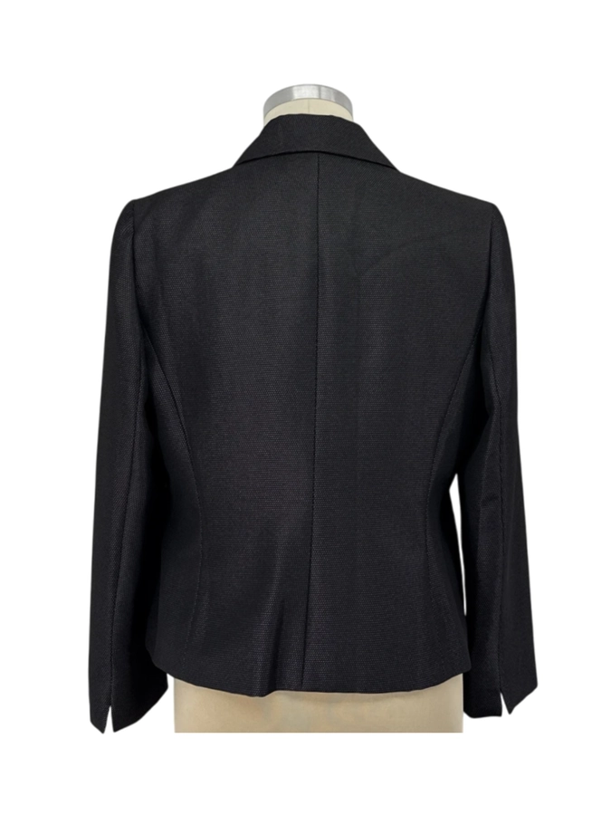 Le Suit