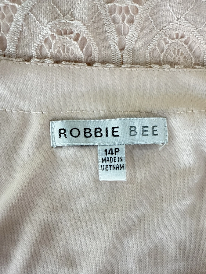 Robbie Bee