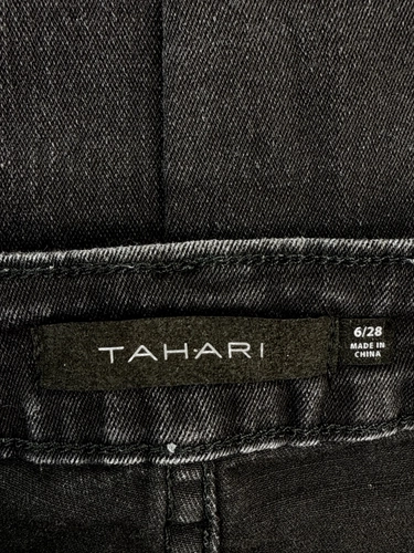 Tahari