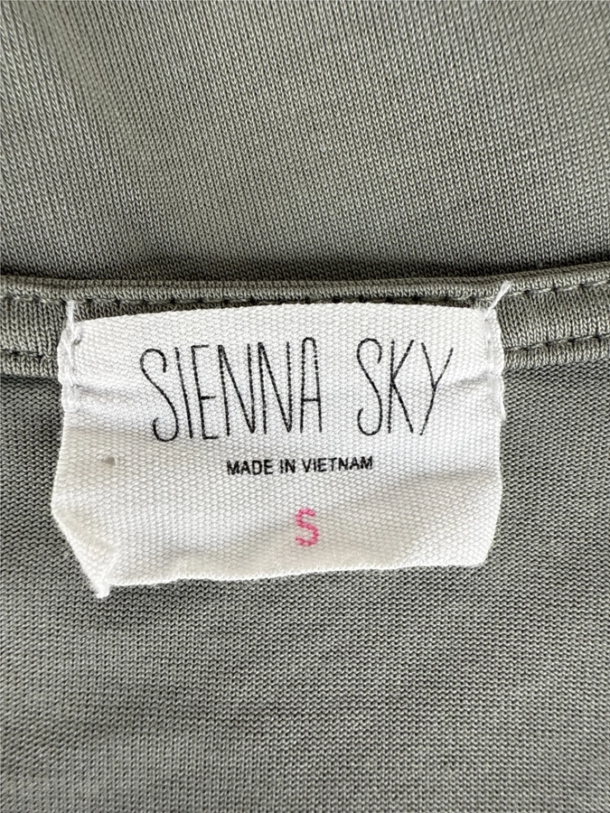 Sienna sky