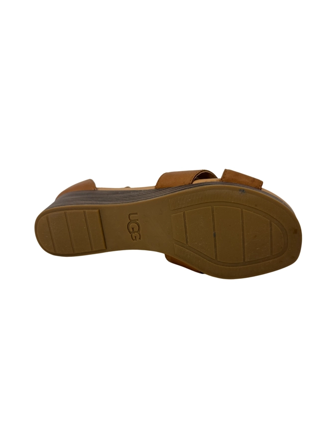UGG