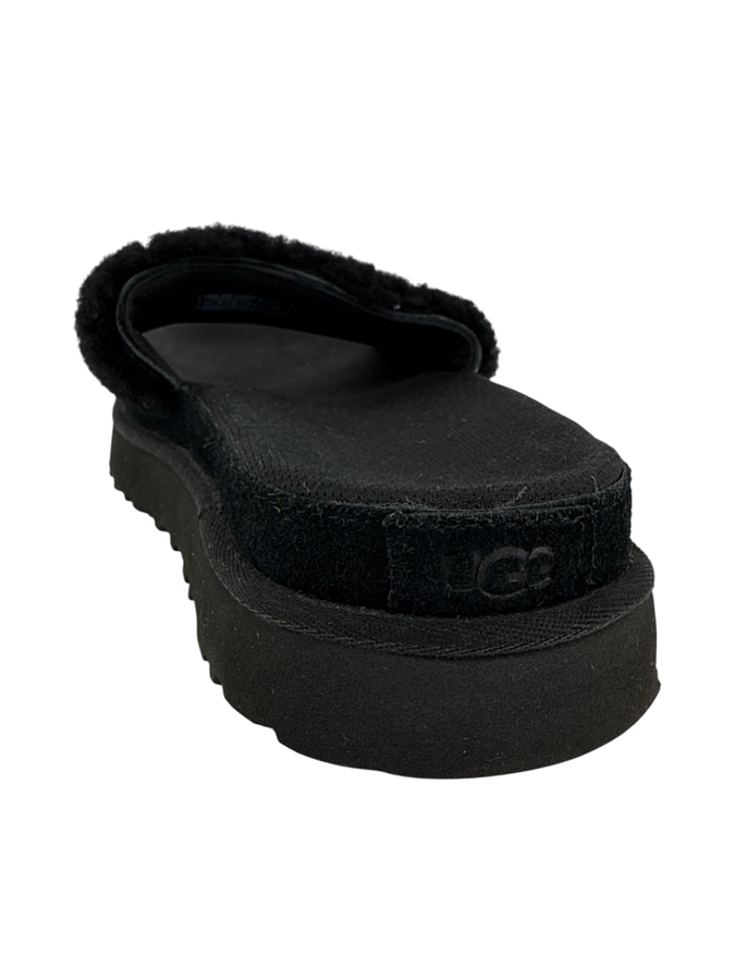 UGG