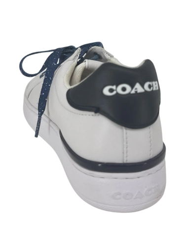 Coach
