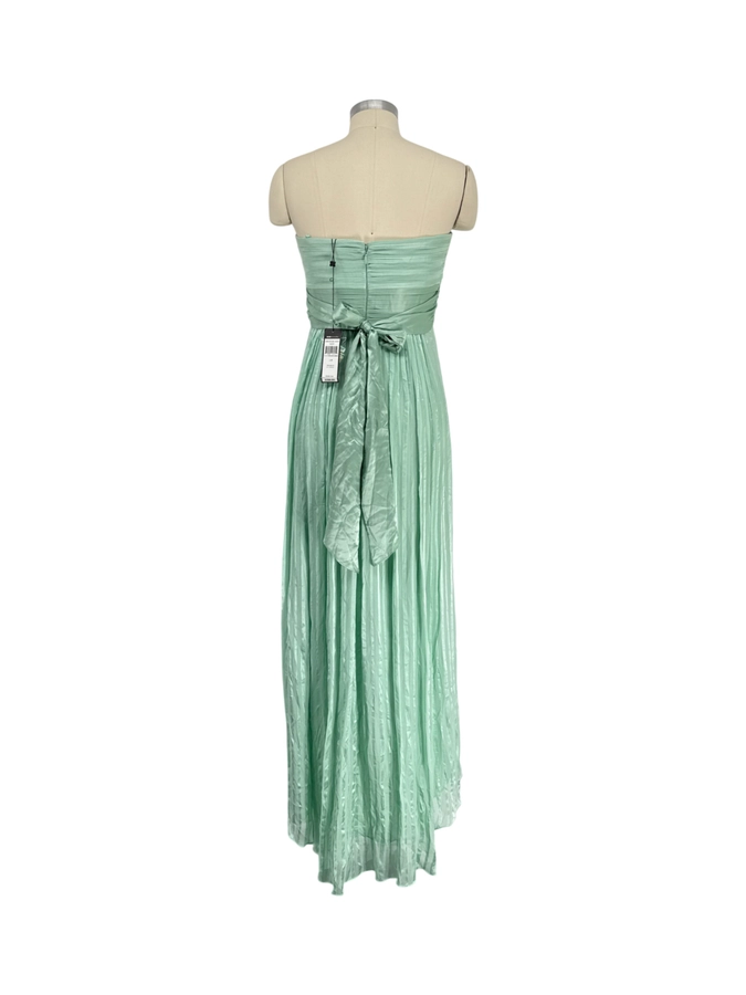 BCB Maxazria