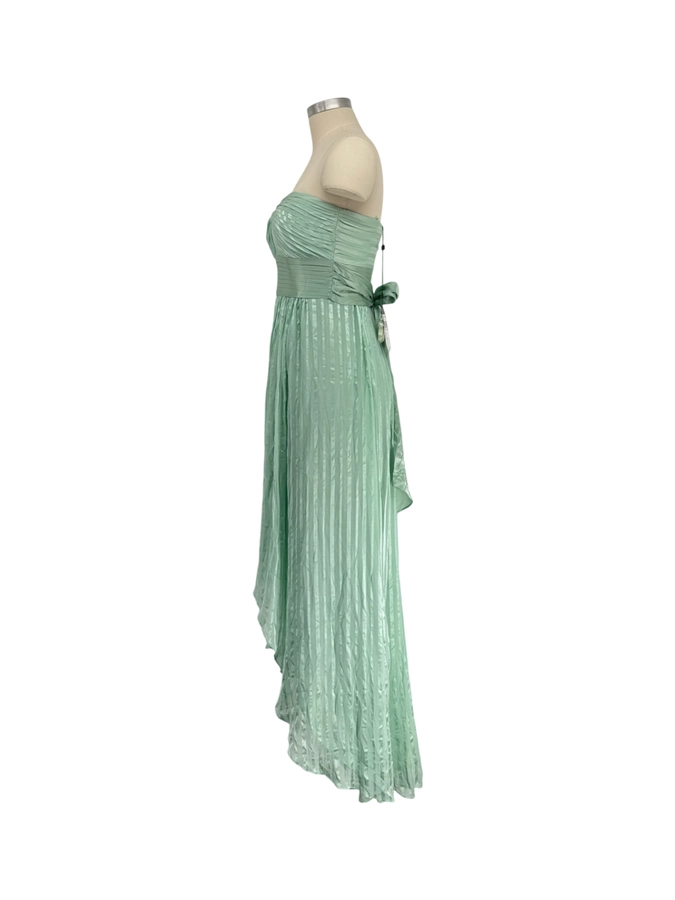 BCB Maxazria