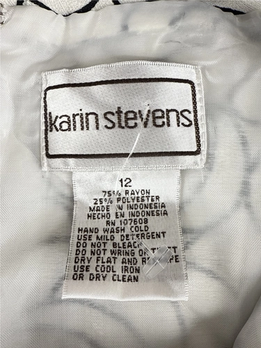 Karin Stevens