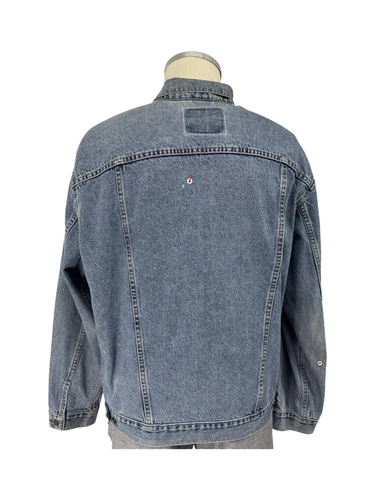 Levi Strauss & Co.