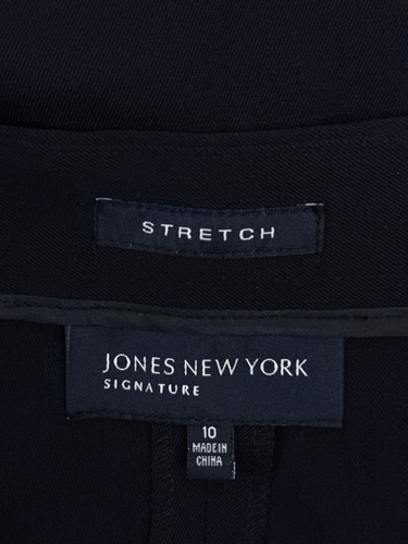 Jones New York Signature