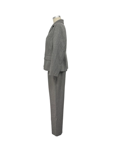 Le Suit