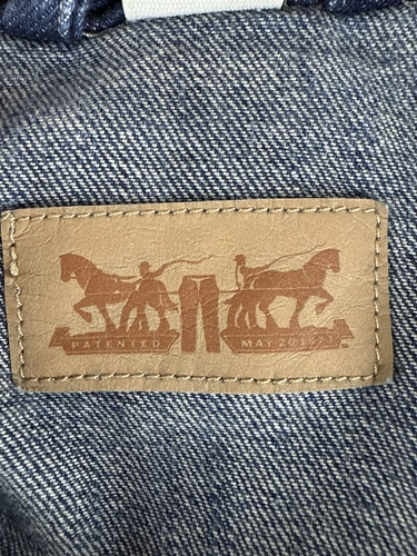 Levi’s