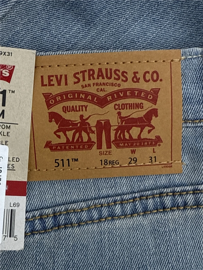 Levi's