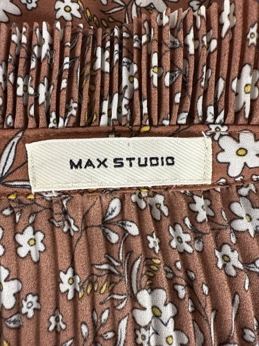 Max Studio