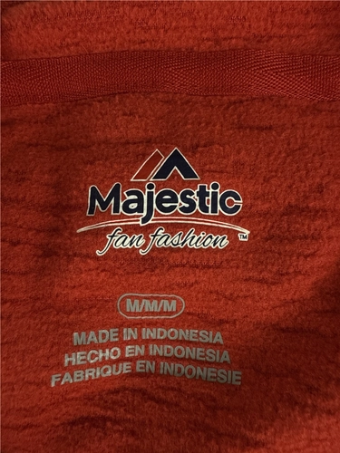 Majestic Fan Fashion