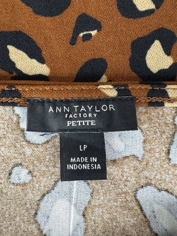 Ann Taylor Factory Petite