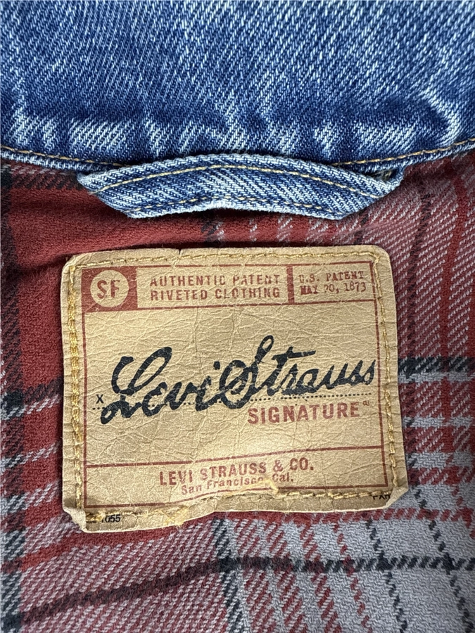 Signature By Levi Strauss