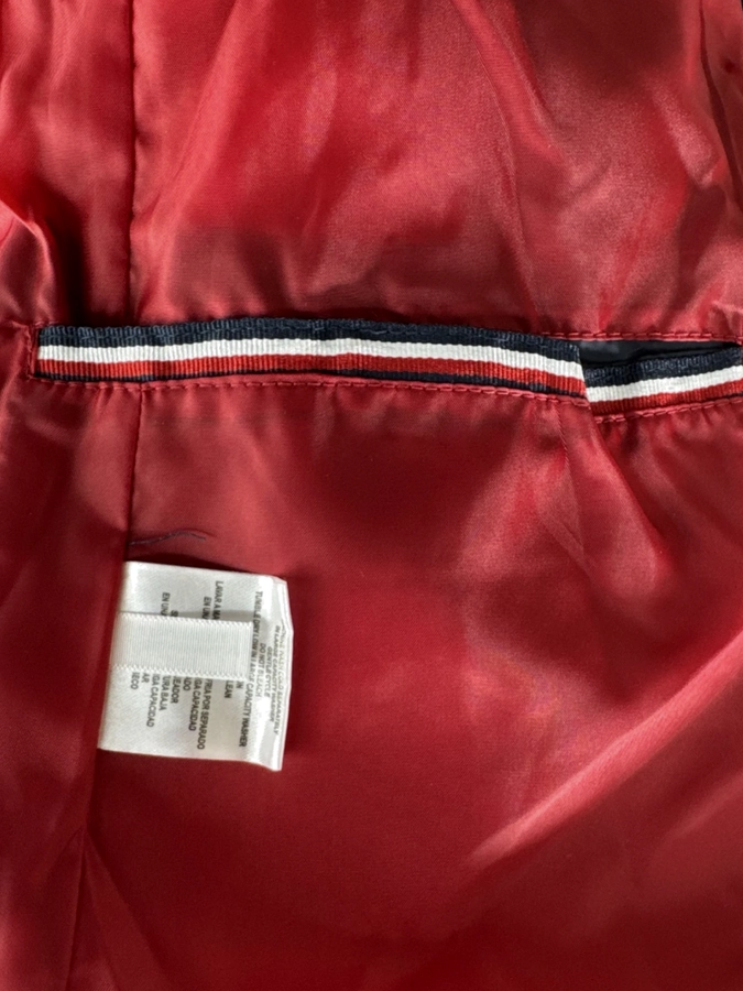 Tommy Hilfiger