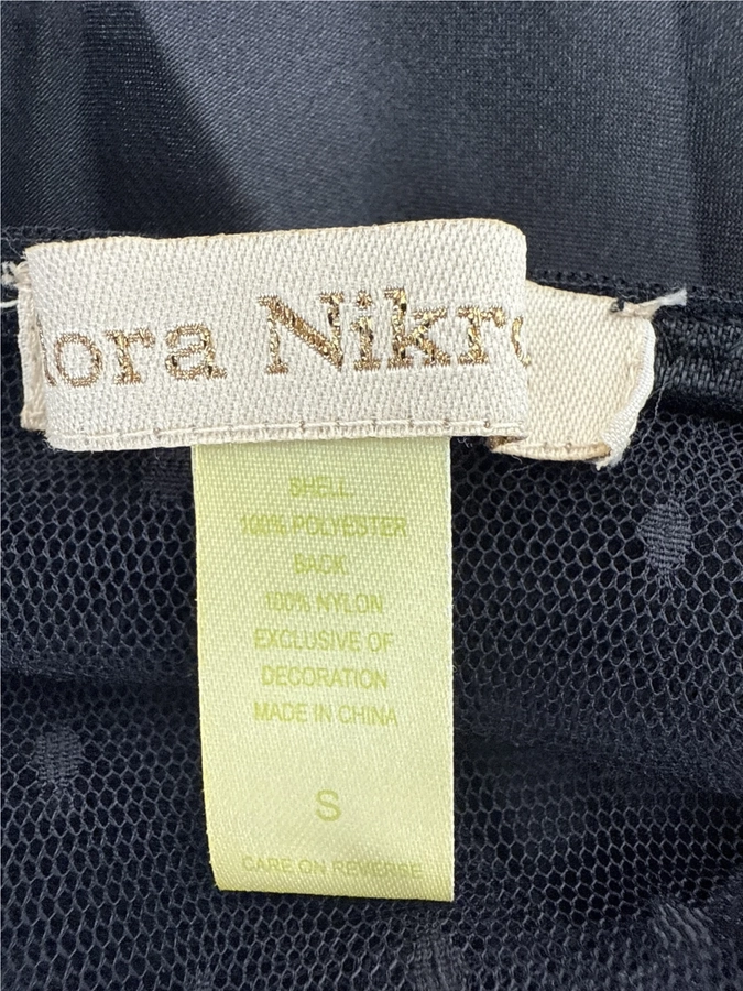 Flora Nikrooz