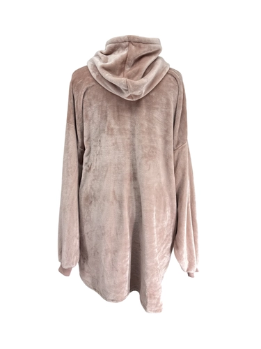 THROWZY by mario lorenz