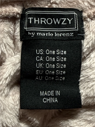 THROWZY by mario lorenz