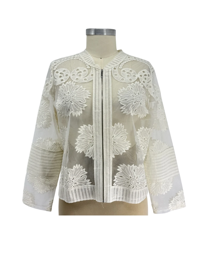 La Bellum Hillary Scott