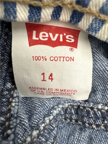 Levi's