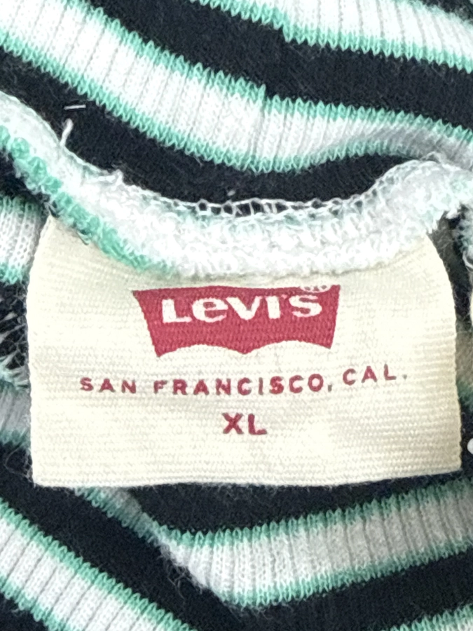 Levi's